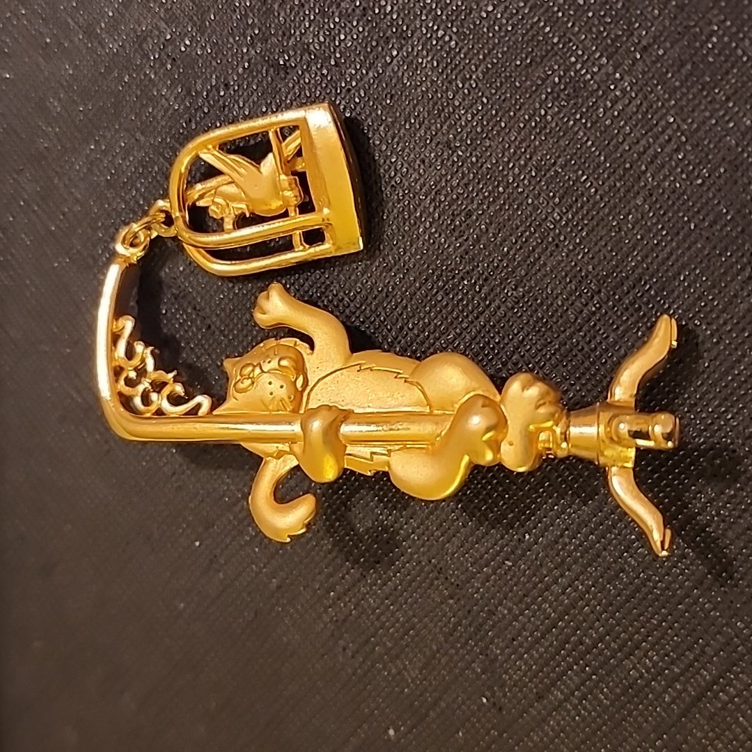 Vintage Jj Gold Tone Climbing Cat And Bird Cage PinBrooch 20$